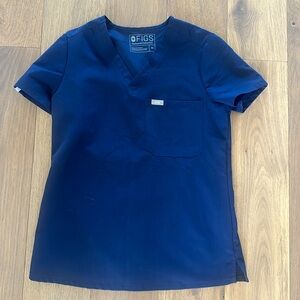 FIGS Catrina Scrub Top